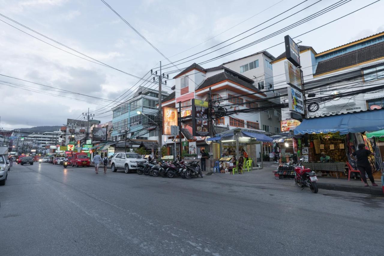 Hangover Inn Phuket Buitenkant foto